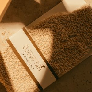 Lusso Exfoliating Mitt